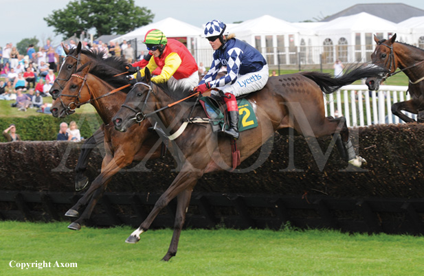 Ouzbeck winning easily at Bangor